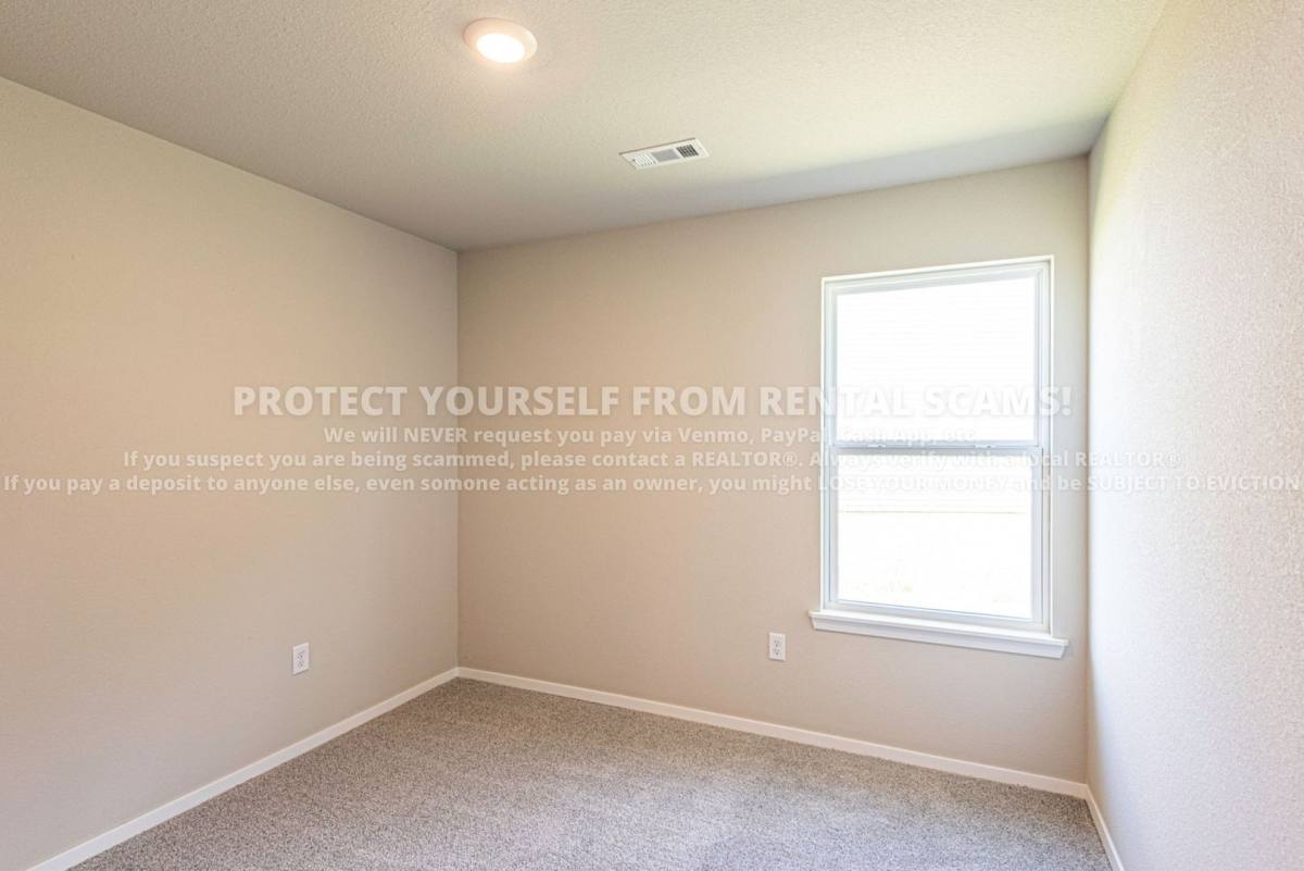 House for rent at 1151 E Sparrow Circle, Fayetteville, AR 72701