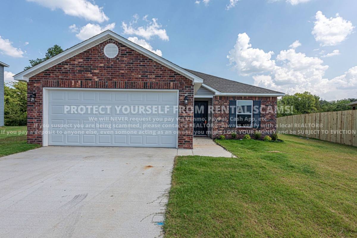 House for rent at 1151 E Sparrow Circle, Fayetteville, AR 72701