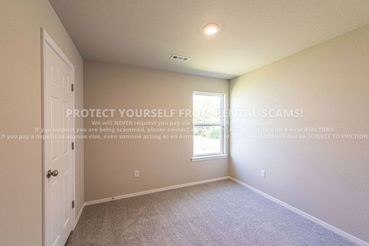 House for rent at 1151 E Sparrow Circle, Fayetteville, AR 72701