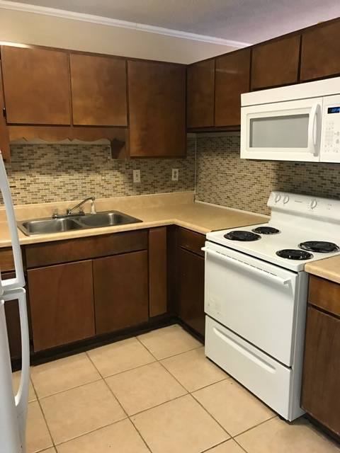 Apartment for rent at 6101 Harvey St, Panama City, FL 32404