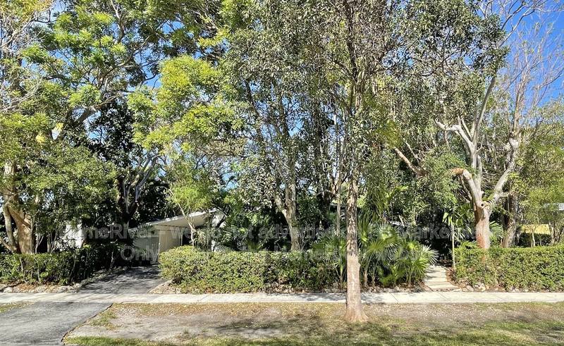 House for rent at 19531 Whispering Pines Rd, Miami, FL 33157