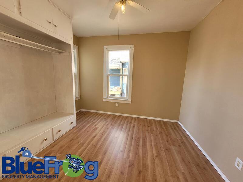 Apartment for rent at 706 Elmore St, Green Bay, WI 54303