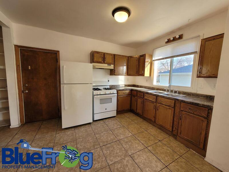 Apartment for rent at 706 Elmore St, Green Bay, WI 54303