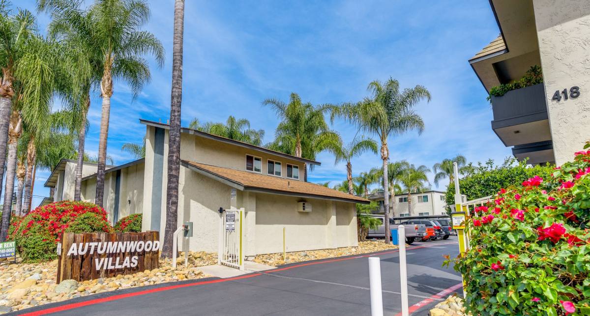 Apartment for rent at 416-418 N Hickory, Escondido, CA 92025