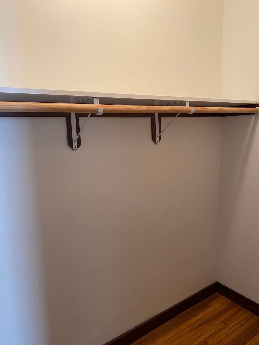 Apartment for rent at 45 Lexington Parkway S, Saint Paul, MN 55105