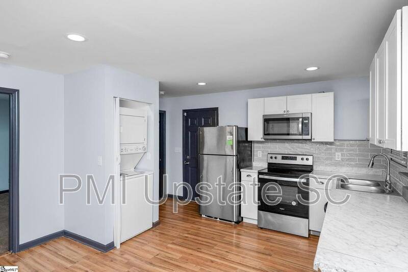 House for rent at 249 E Hampton Ave, Spartanburg, SC 29306