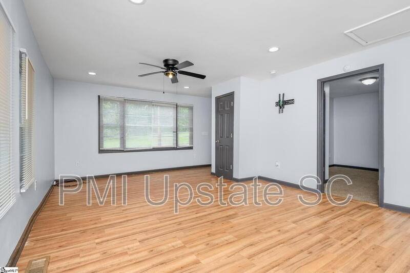 House for rent at 249 E Hampton Ave, Spartanburg, SC 29306