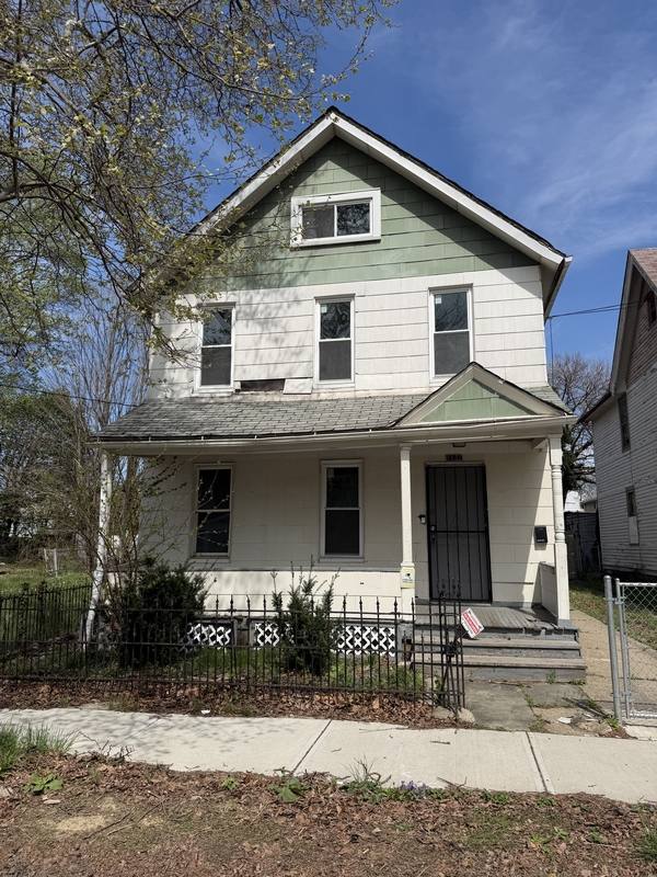 Apartment for rent at 1137 E 66th St #1, Cleveland, OH 44103