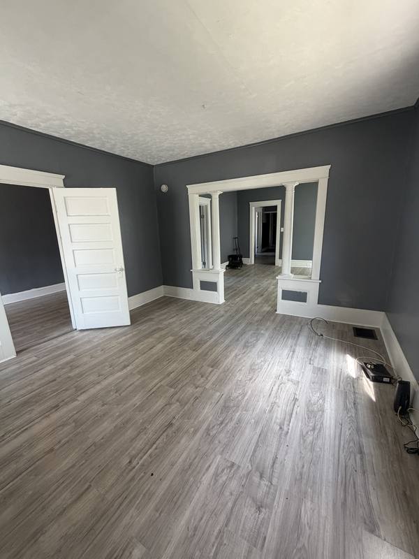 Apartment for rent at 1137 E 66th St #1, Cleveland, OH 44103