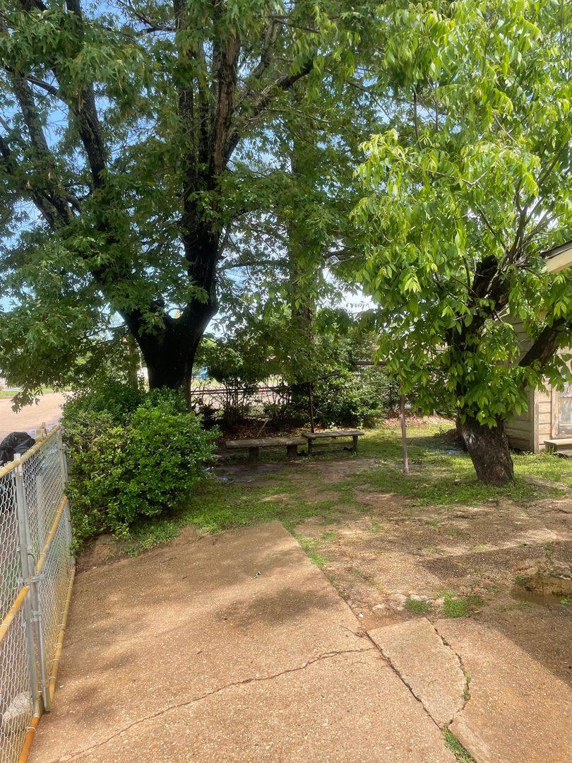 House for rent at 530 E 81st St, Shreveport, LA 71106