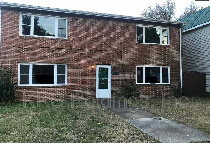 Apartment for rent at 3320 Lyons Ave #B, Norfolk, VA 23509