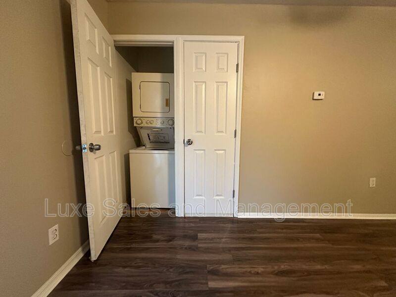 Apartment for rent at 6032 NW Expressway #D, Oklahoma City, OK 73132