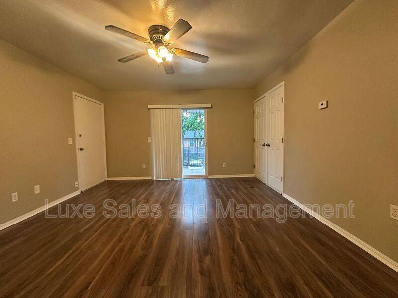 Apartment for rent at 6032 NW Expressway #D, Oklahoma City, OK 73132