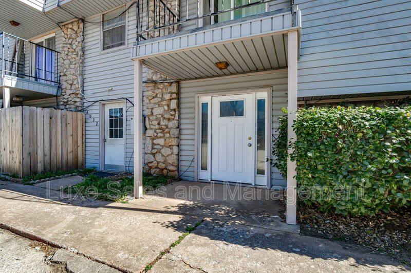 Apartment for rent at 6032 NW Expressway #D, Oklahoma City, OK 73132
