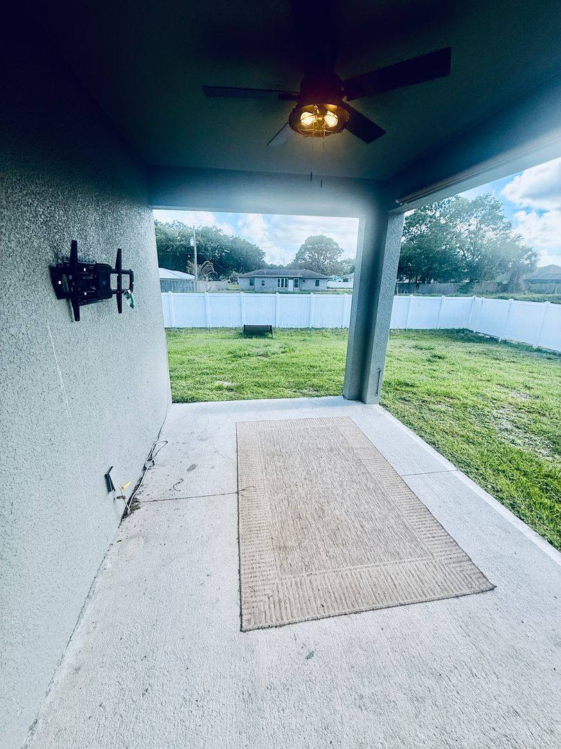 House for rent at 614 Lynbrook St NW, Palm Bay, FL 32907