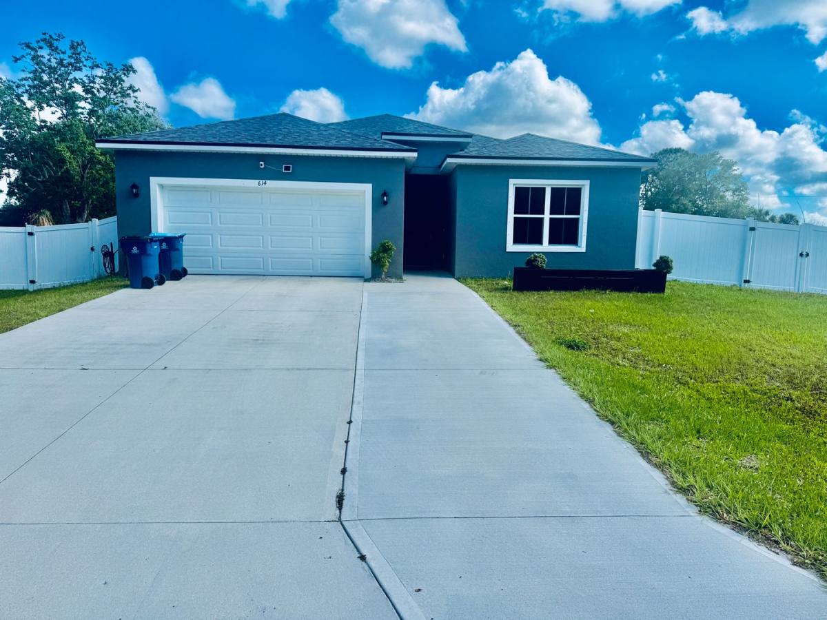 House for rent at 614 Lynbrook St NW, Palm Bay, FL 32907
