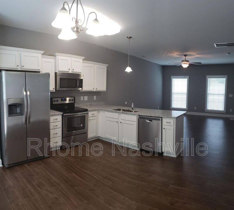 Townhouse for rent at 401 Caldwell Dr #4, Columbia, TN 38401