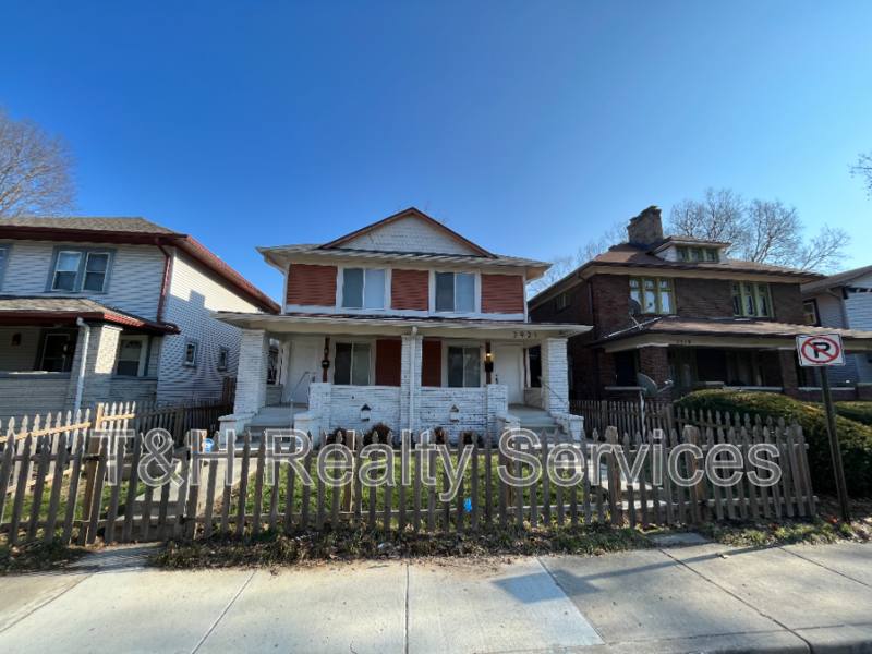 Townhouse for rent at 2923 N Delaware St, Indianapolis, IN 46205