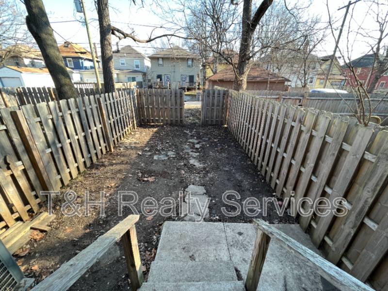 Townhouse for rent at 2923 N Delaware St, Indianapolis, IN 46205