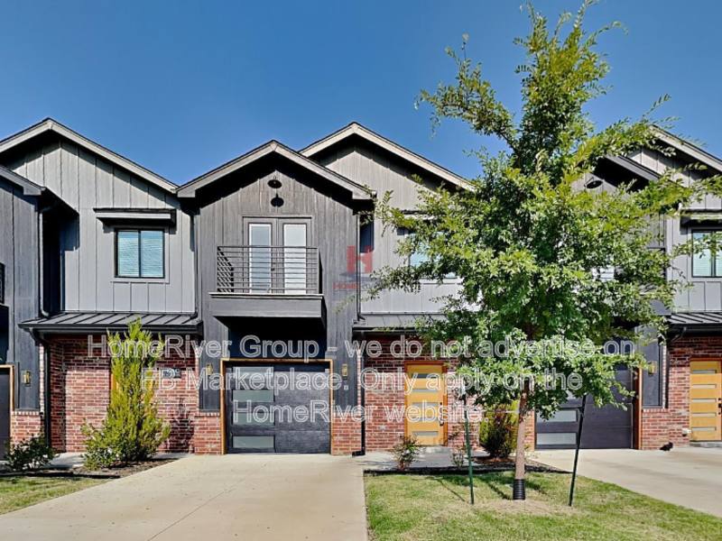 Townhouse for rent at 108 N Atlanta St #C, Owasso, OK 74055