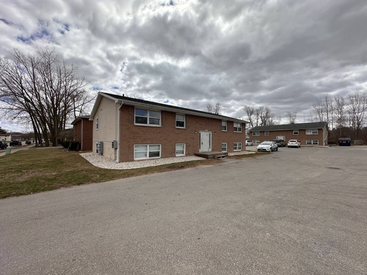 Apartment for rent at 2096 Imperial Lane, Green Bay, WI 54302