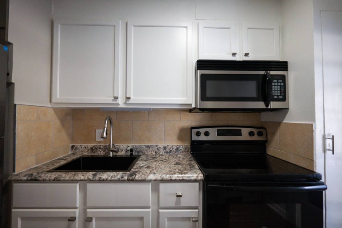 Apartment for rent at 1027 17th St NW, Canton, OH 44703