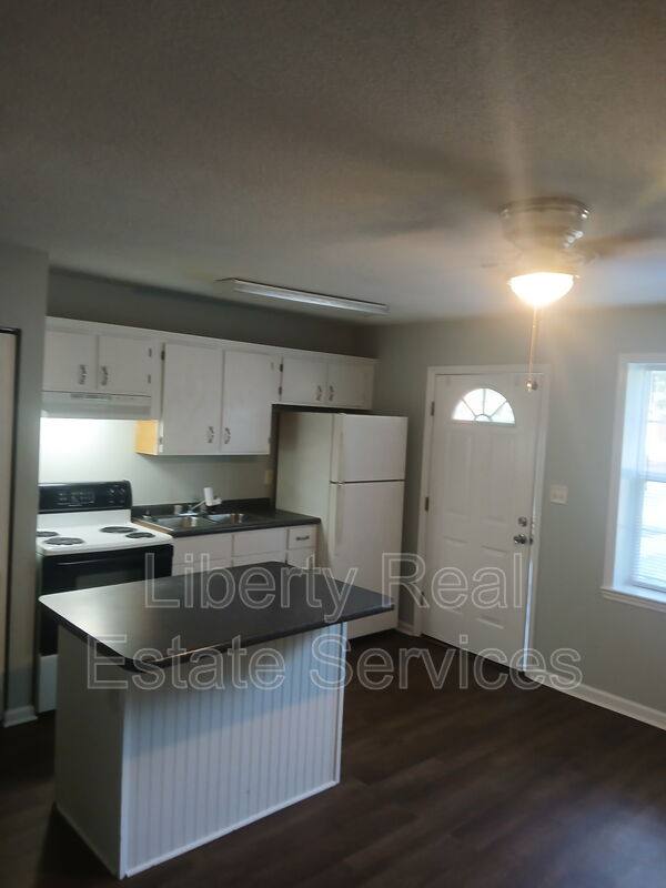 Apartment for rent at 125 Rolland St, Hinesville, GA 31313