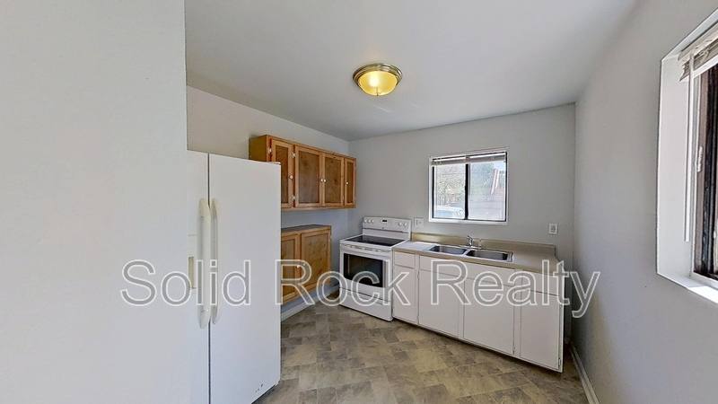 Apartment for rent at 714 E 3rd St #2, Pueblo, CO 81001