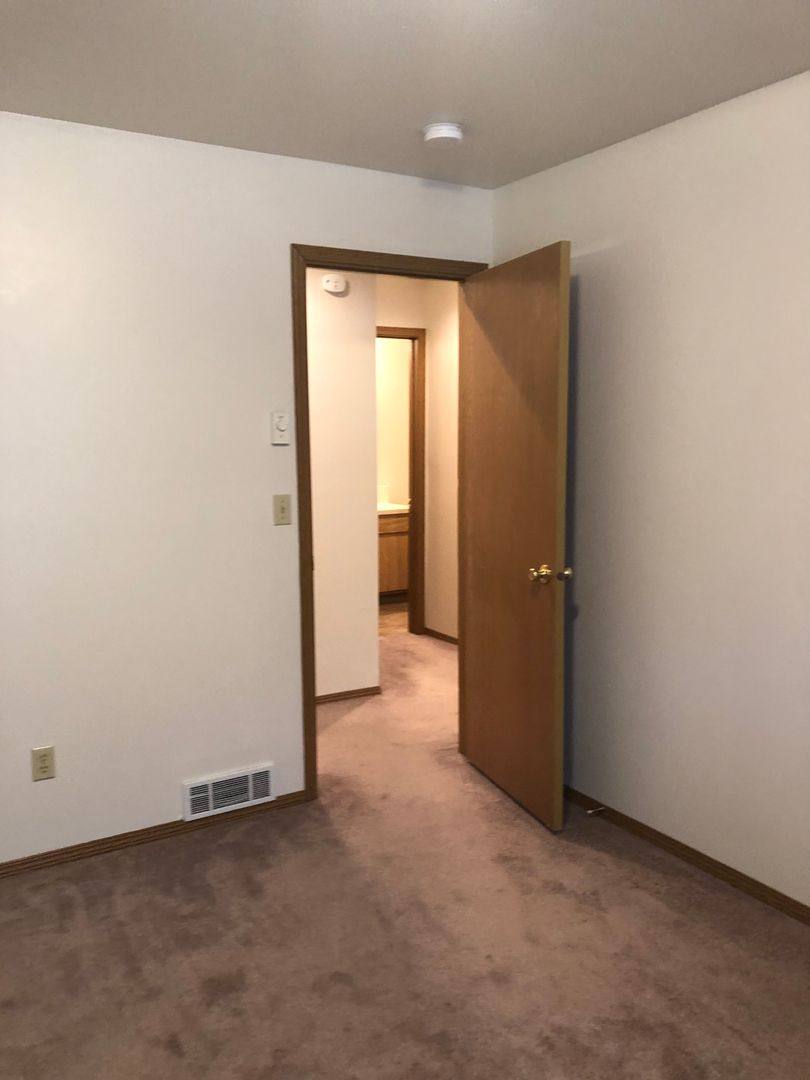 Apartment for rent at 1557 NW Turner Dr, Pullman, WA 99163
