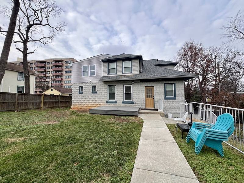 Apartment for rent at 4126 Lee Highway C #C, Arlington, VA 22207