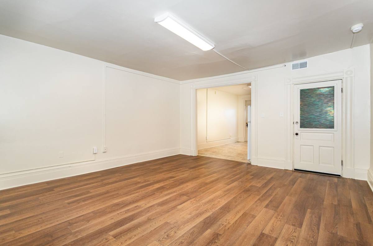 Apartment for rent at 19-23 W High St, Carlisle, PA 17013