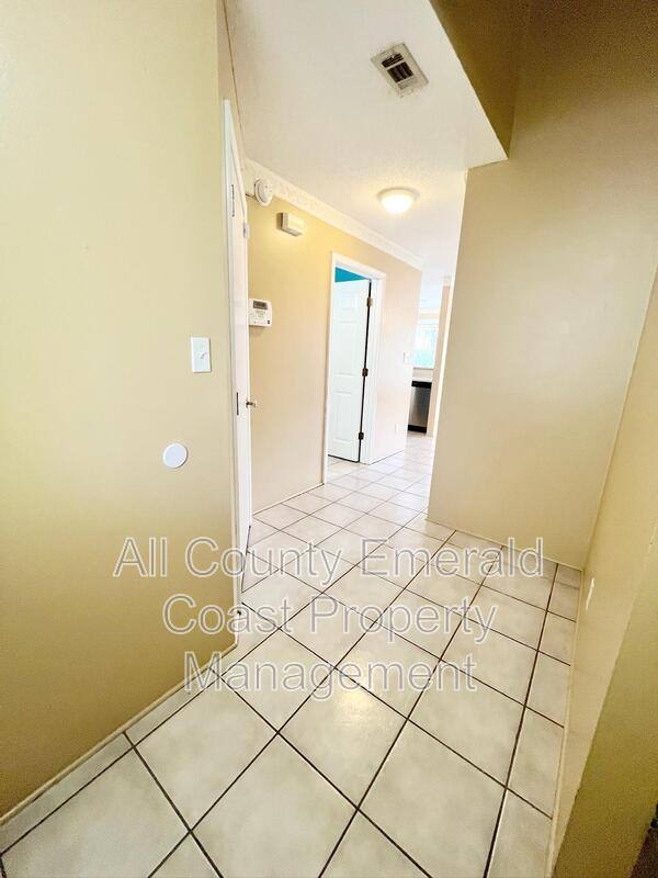 Townhouse for rent at 34 Harbeson Ave NE #A, Fort Walton Beach, FL 32548