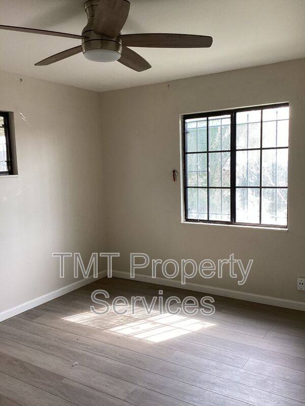 House for rent at 137 W Third St, Stockton, CA 95206