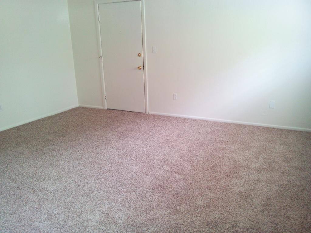 Apartment for rent at 4745, 4747, 4749, 4751 Oberlin Ave, Lorain, OH 44053