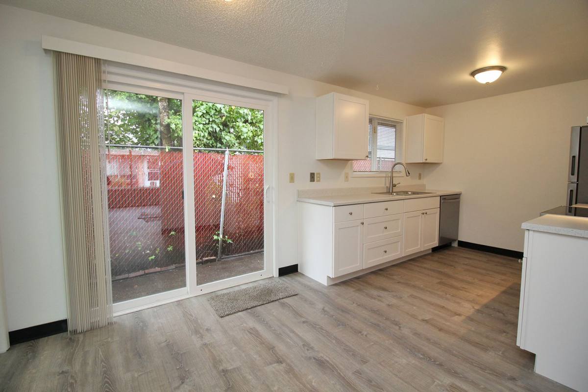 Apartment for rent at 2631 - 2639 SE, Portland, OR 97266