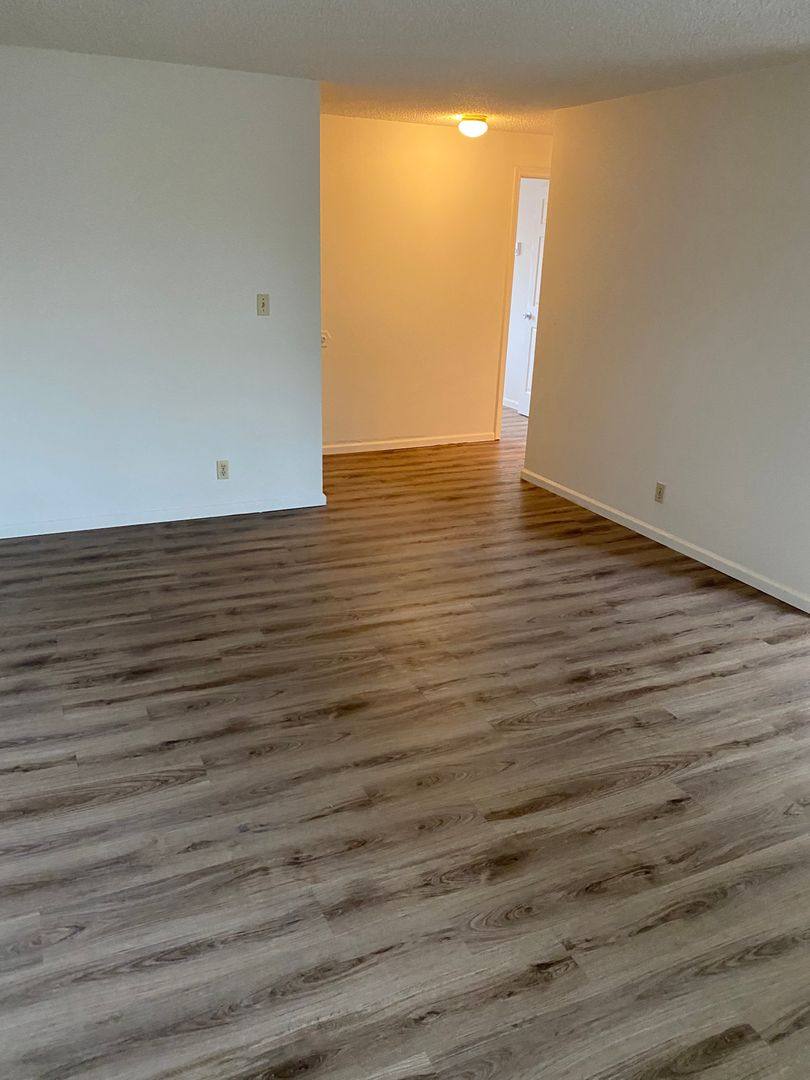 Apartment for rent at 742 32nd Ave SE, Albany, OR 97322