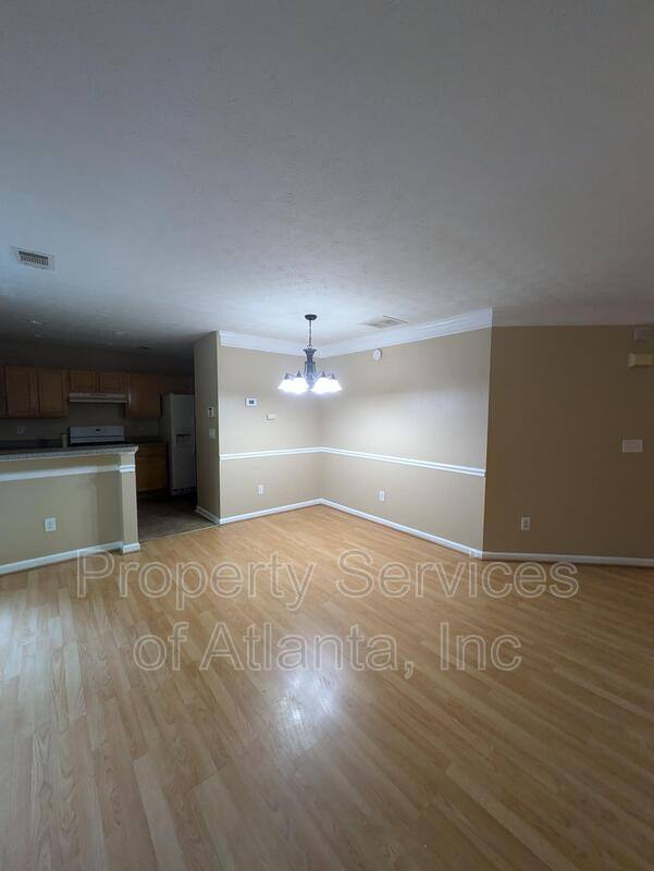 House for rent at 518 Arbor Ridge Dr, Stone Mountain, GA 30087