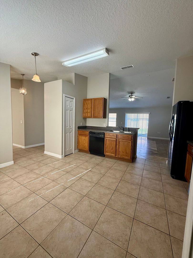 House for rent at 442 Flamingo Court, Kissimmee, FL 34759