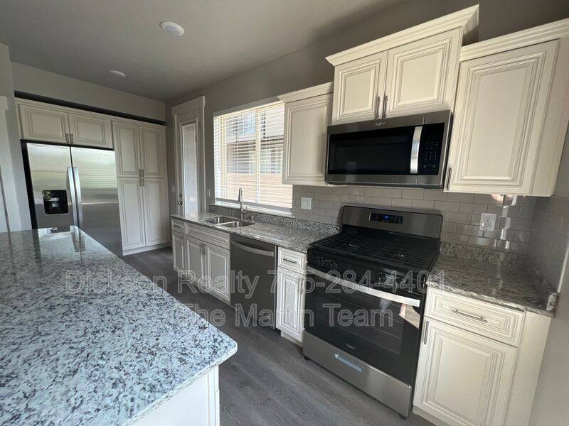 Townhouse for rent at 760 Bluffs Court #101, Reno, NV 89523