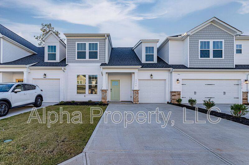 Townhouse for rent at 1554 Shallons Court, Spartanburg, SC 29301