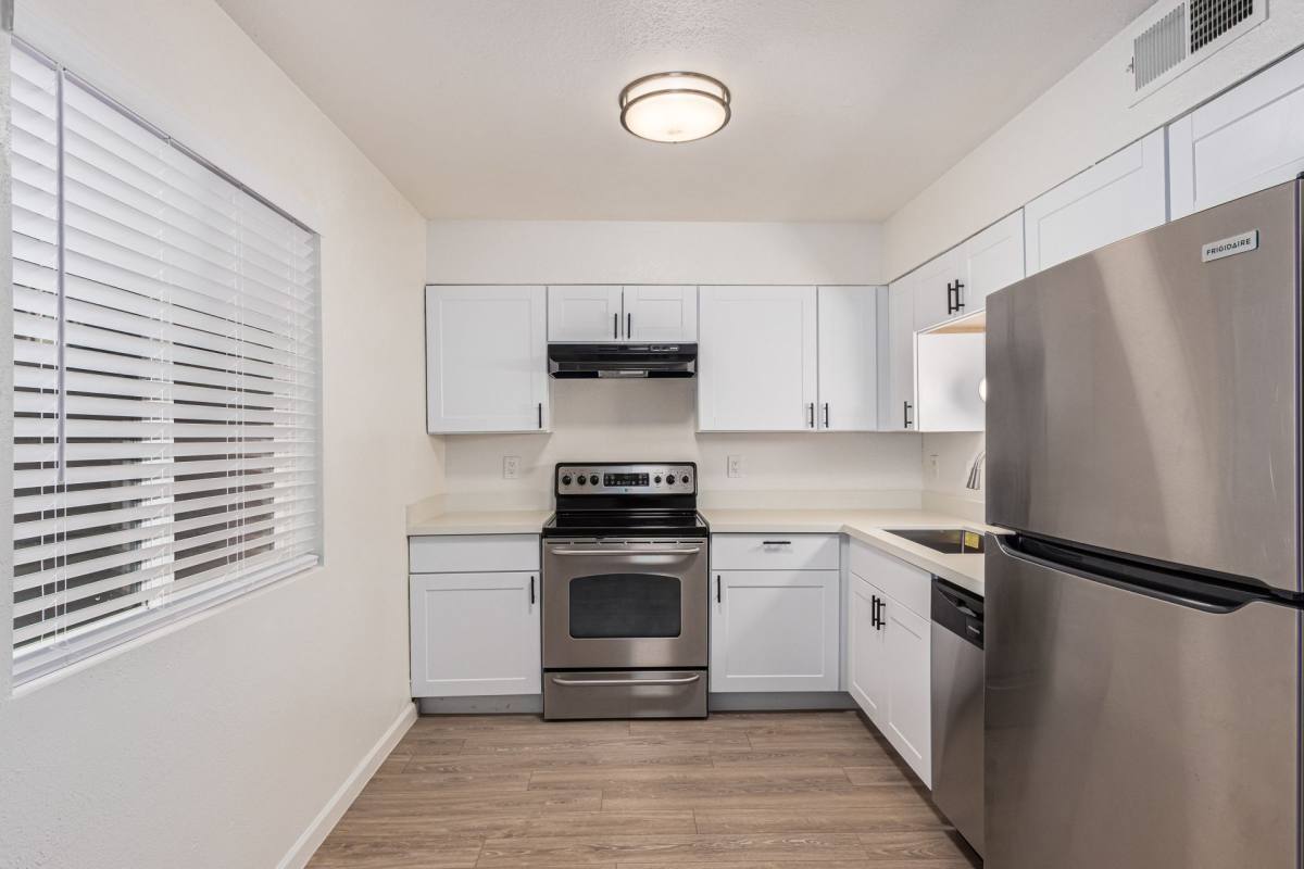 Apartment for rent at 1107 E University Dr, Mesa, AZ 85203