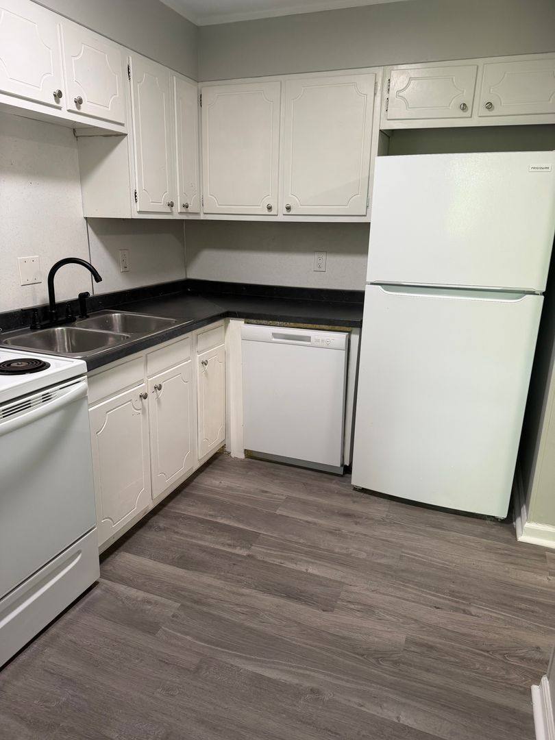 Apartment for rent at 812 Burwind Court, Kingsport, TN 37660