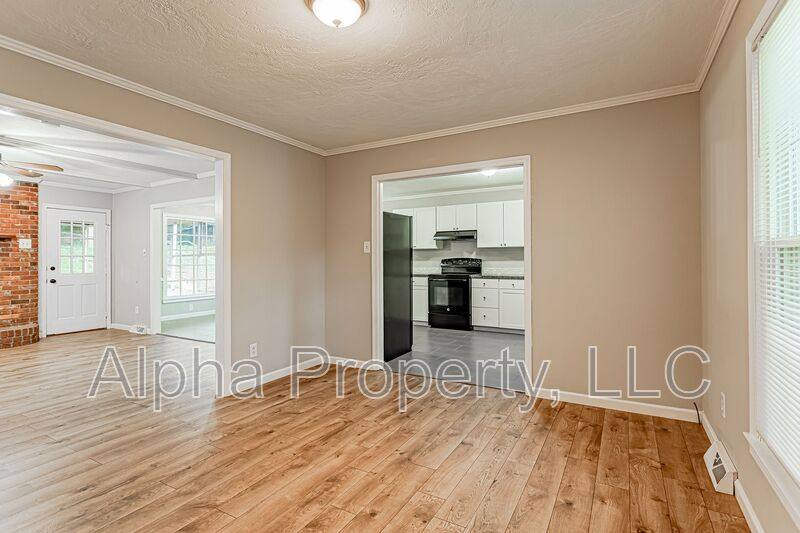 House for rent at 111 Canebrake Dr, Greer, SC 29650