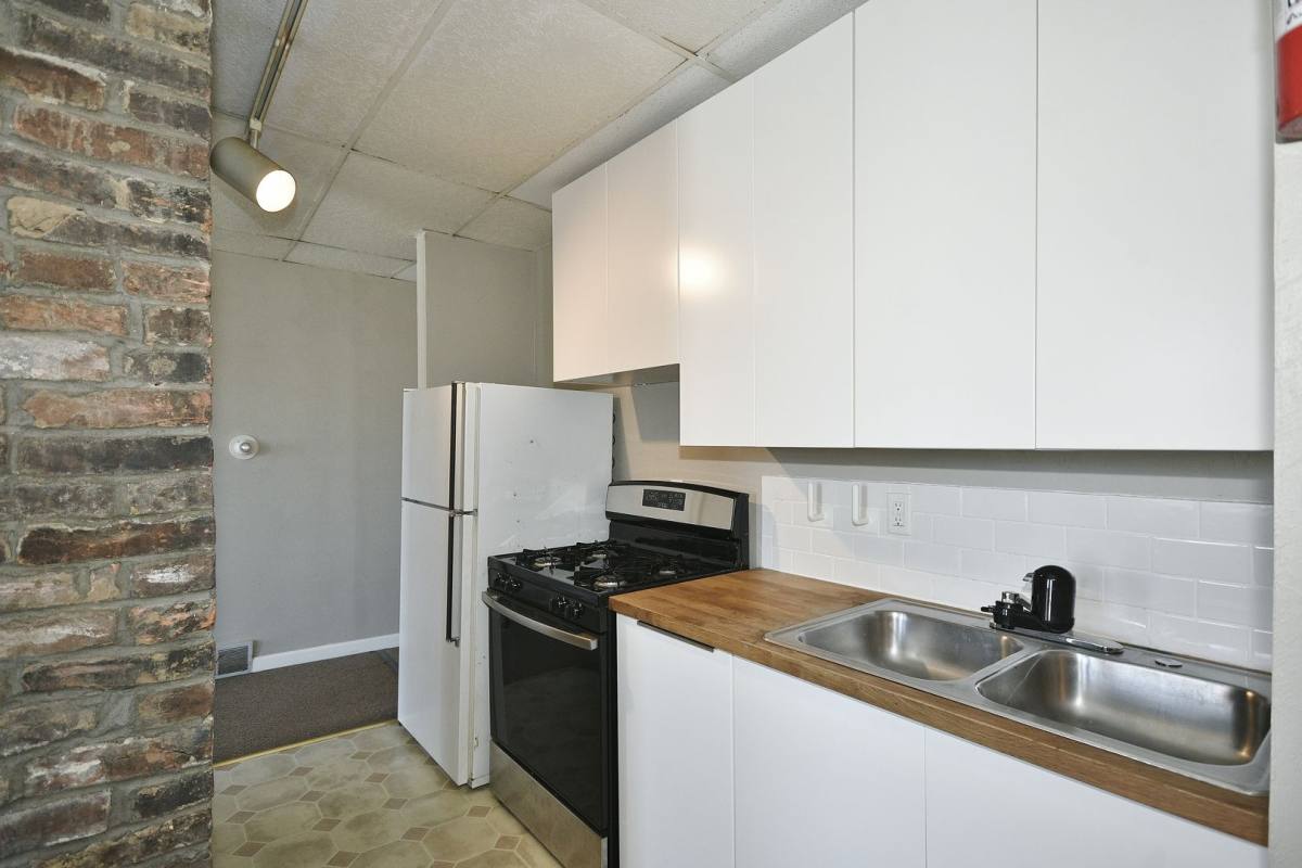 Apartment for rent at 1606 Bingham St, Pittsburgh, PA 15203