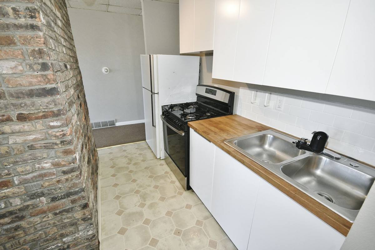 Apartment for rent at 1606 Bingham St, Pittsburgh, PA 15203