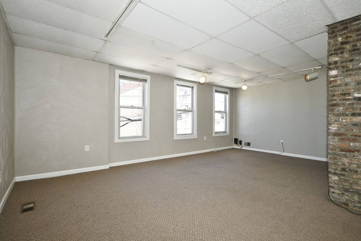 Apartment for rent at 1606 Bingham St, Pittsburgh, PA 15203