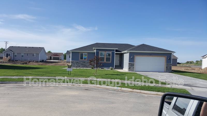 House for rent at 3131 Capri Dr, Idaho Falls, ID 83402
