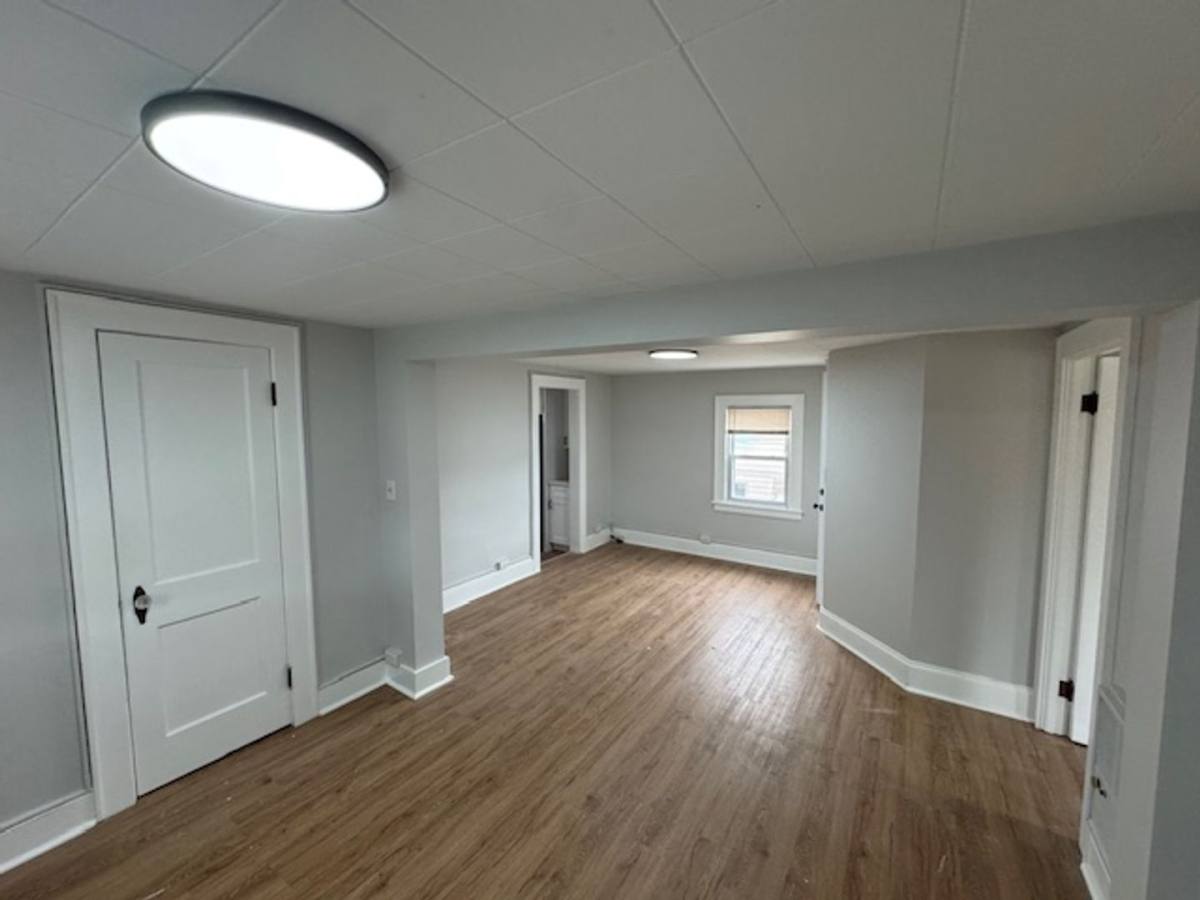 Apartment for rent at 39 Bank St, Derby, CT 06418