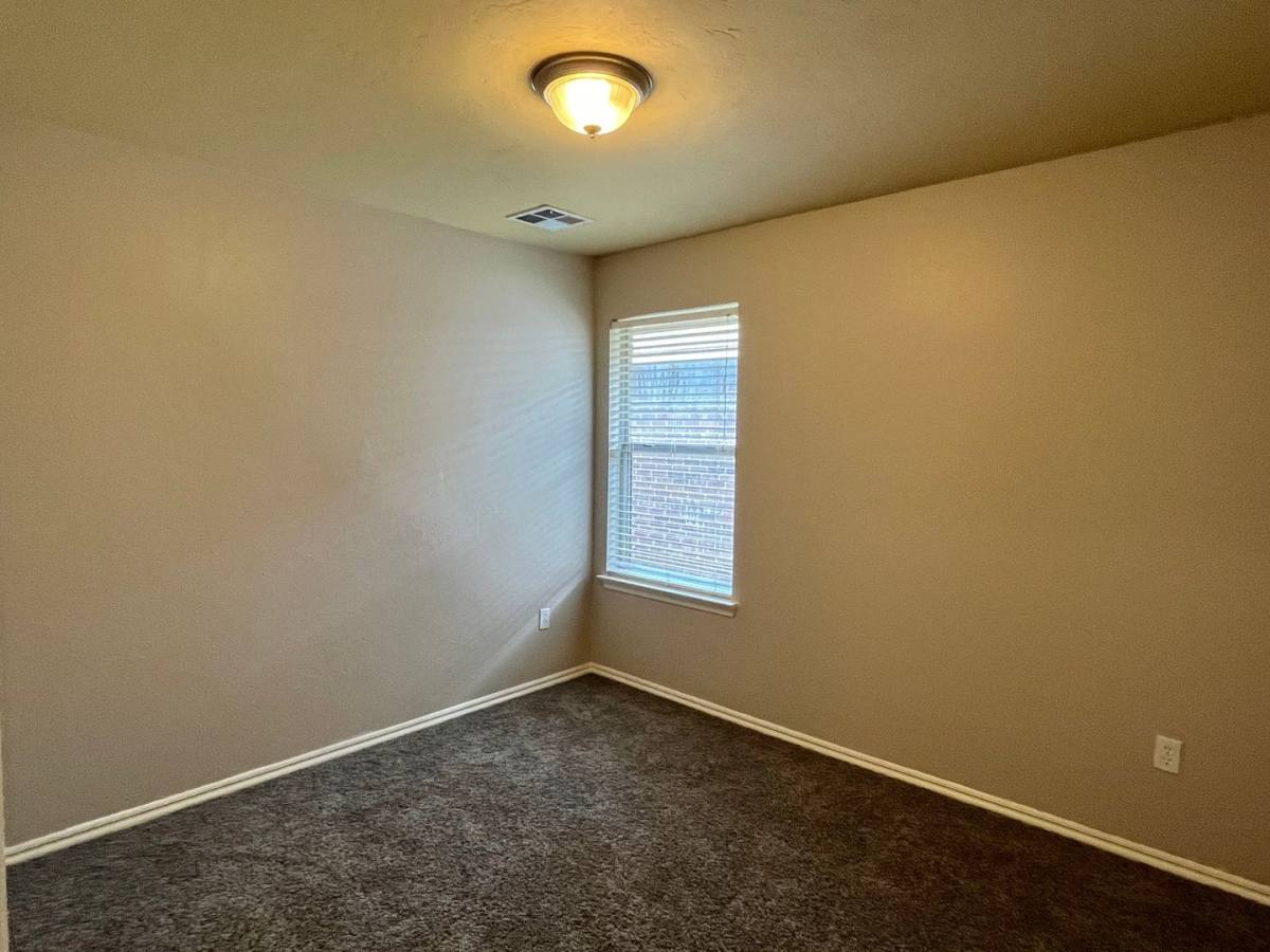 House for rent at 1703 Everglade Court, Oklahoma City, OK 73128