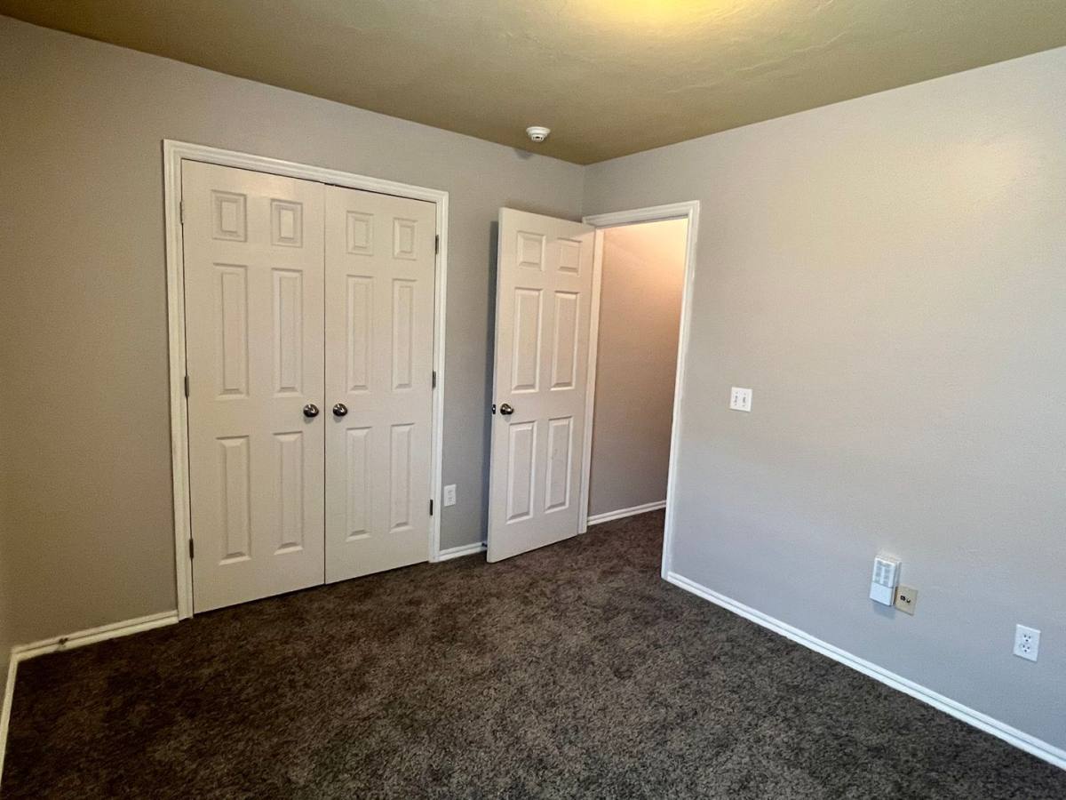 House for rent at 1703 Everglade Court, Oklahoma City, OK 73128